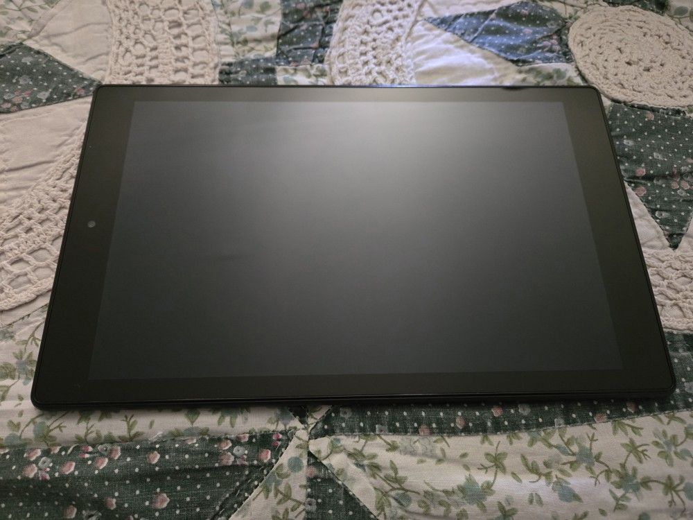 Amazon Fire HD 10 Tablet