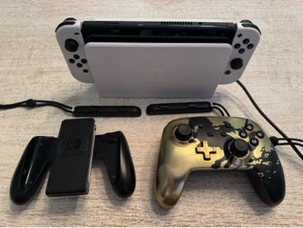 OLED Nintendo Switch W/ Pro Controller