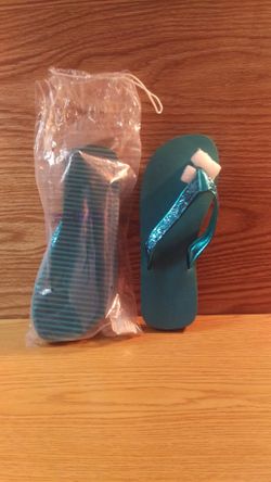 NEW Turquoise Glitter Flip Flop Sandals Size 8