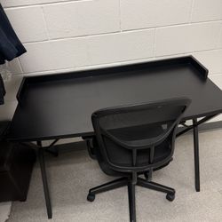 Computer Desk And Chair 