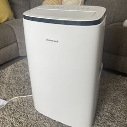 Portable Air Conditioner (AC Unit A/C Unit 12,000 BTU)