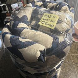 Great Deal New Bug Fluffy Beautiful King Size Quilt Bed 🛌 Comforter 