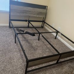 Queen Size metal bed Frame for Sale 