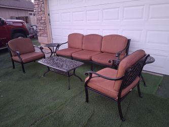 Patio Furniture Good Condition