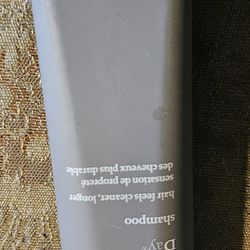 Living Proof 8oz shampoo  brand new never used