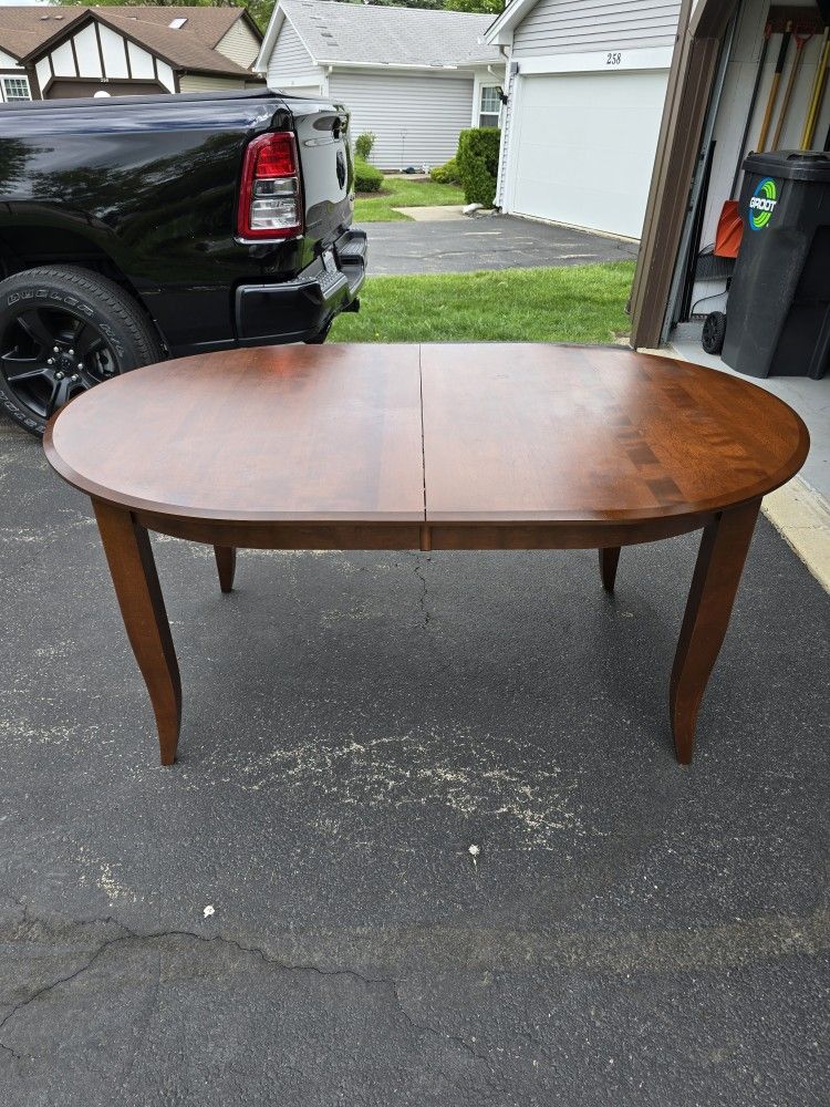 66" X 44" Oval Wood Dining Table W/6 Leather Chairs Brown