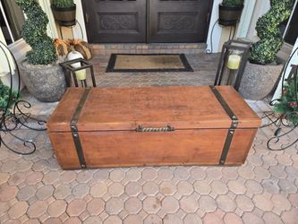 Large Wood Chest, toy chest, real wood, heavy, antique, rustic farmhouse style.