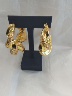 Hoop earrings 14k 16.2grams