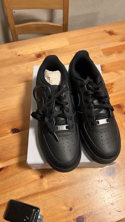 Air Force 1 black size 6.5 y