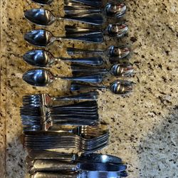 Dinnerware Utinsel Set-63 Pieces