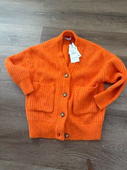 Sweatshirt size s with tag Zara