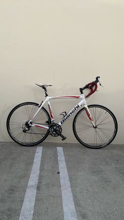 BIANCHI VIA NIRONE 7 ROAD BIKE  need front brake