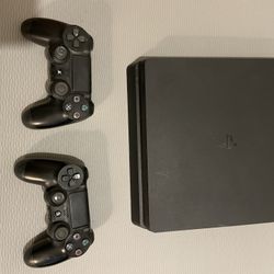 PS4 PLAYSTATION 4