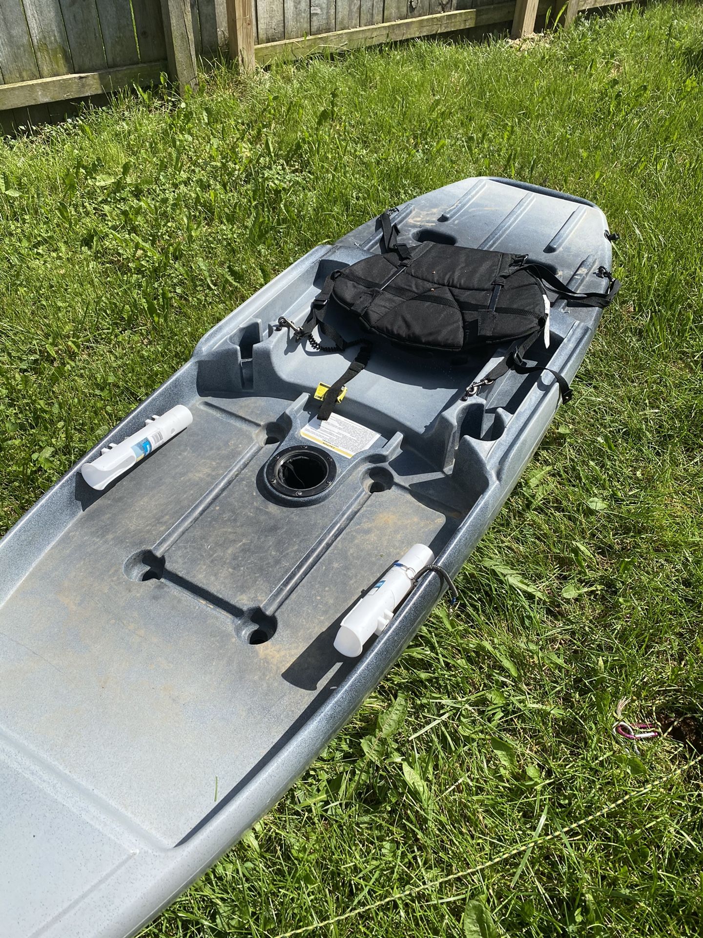 Ascend 9R sport sit on kayak for Sale in Indianapolis, IN OfferUp