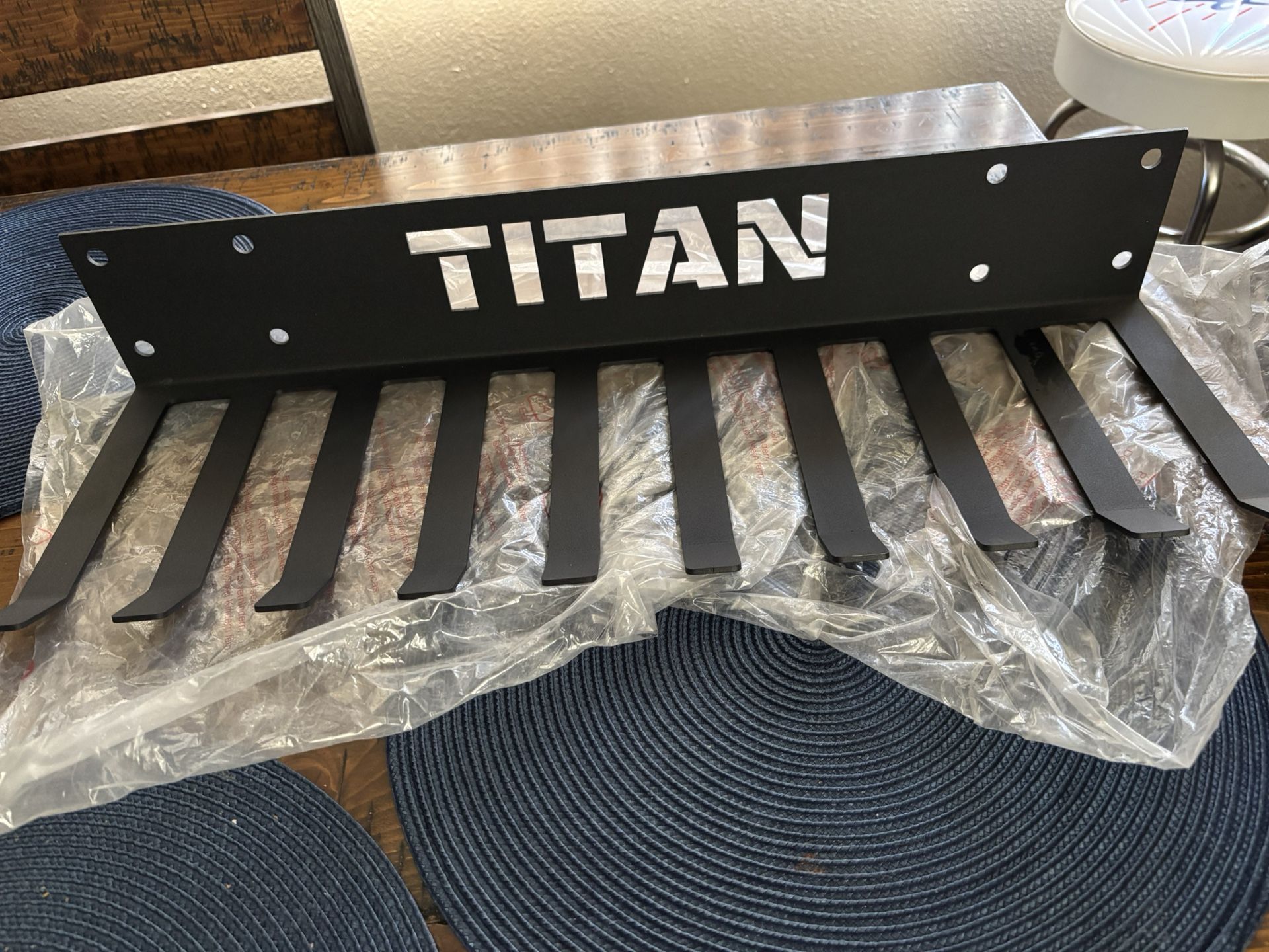 Belt,  Bar And Band Hanger GREAT FOR AT HOME WEIGHTS GYM (NEW)