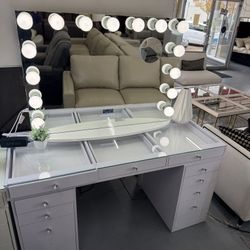 Bonitos Espejos Y Tocadores Y Vanities Disponibles 