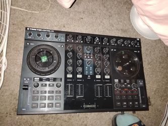 Traktor Kontrol s4