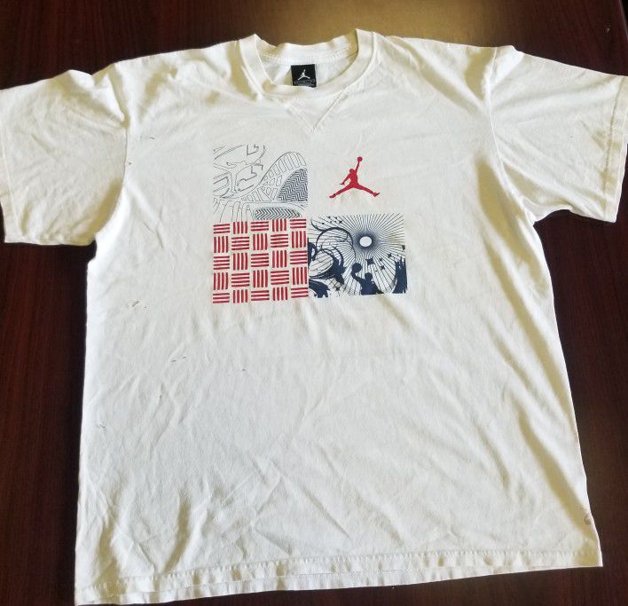 Vintage Jordan flight T-shirt $40 (Good Condition) Size L 