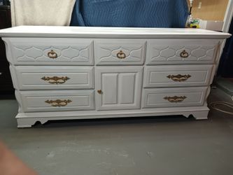 Jerome's DRESSER