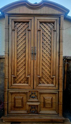 Thomasville Armoire 