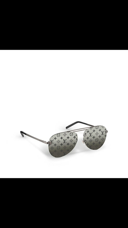 Louis Vuitton Sunglasses 2023 for Sale in Miami, FL - OfferUp