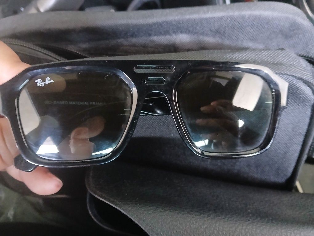 Ray Bans Carrigon Shades