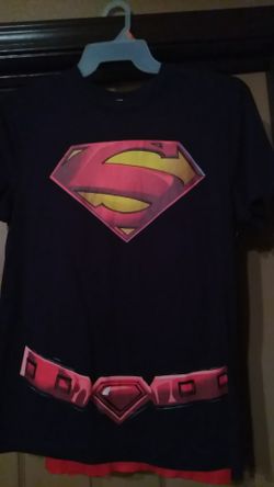 Superman T-shirt with cape