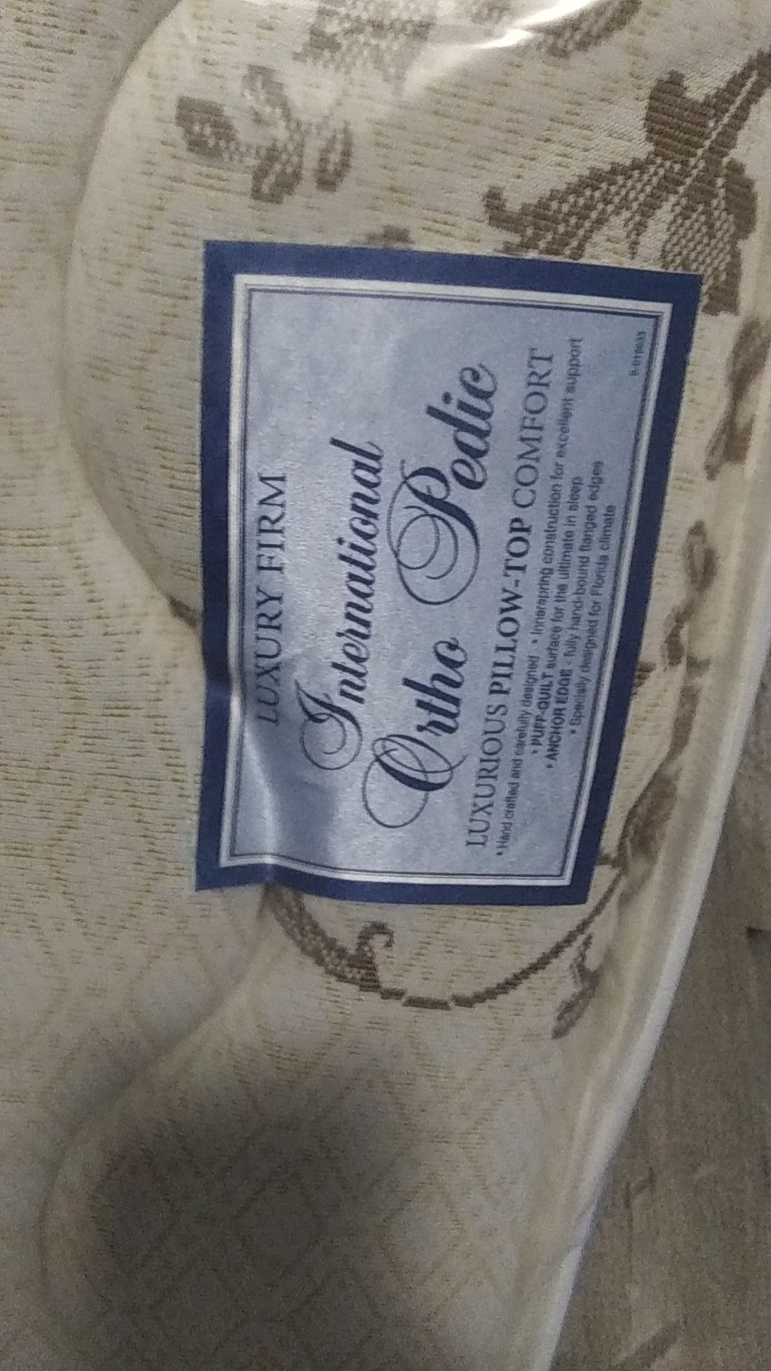 twin and queen bedsets box spring, mattress and frames. twin 150 queen 200 obo