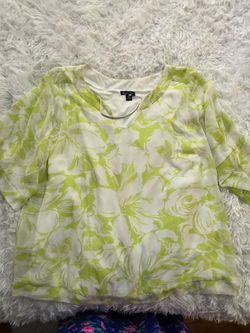 Blouse Top 💚🤍