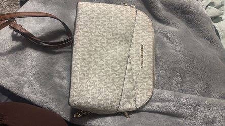 Michael Kors Crossbody Bag