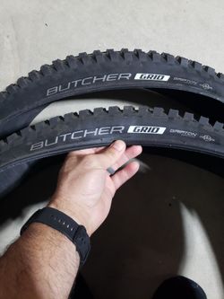 Specialized Butcher Grid 27.5x2.6 MTB (Only 1Tire Left)