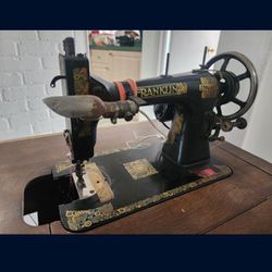 Franklin Vintage Sewing Machine With Folding Table Antique