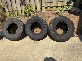 Nitto Grapps 35/12.50R17