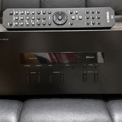 Yamaha Receiver R-S202