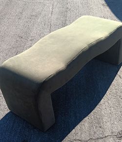 Upholstered Bench w/Waterfall Design