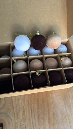 Christmas Ornaments 30 Pieces