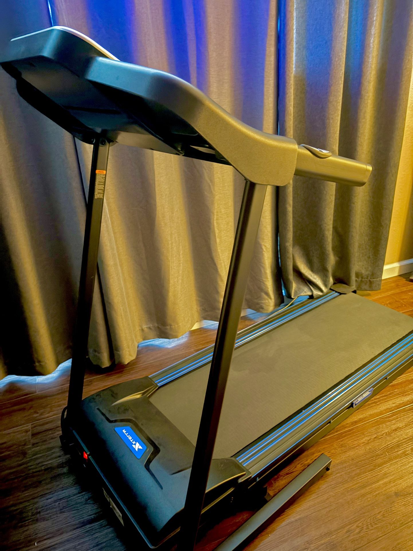 XTERRA TR200 Folding Treadmill