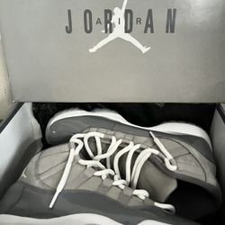 Air Jordan 11 Retro 'Cool Grey' 2021