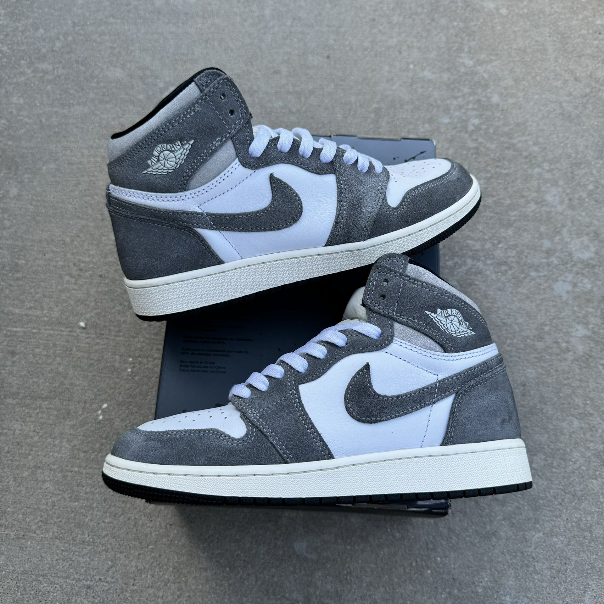 Air Jordan Retro High OG Washed Black Youth Size Sneakers