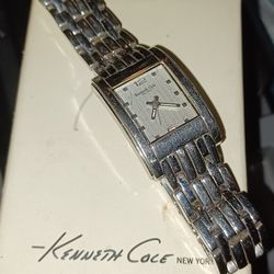 Kenneth Cole 