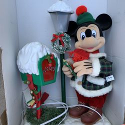 Disney Christmas Decorations 
