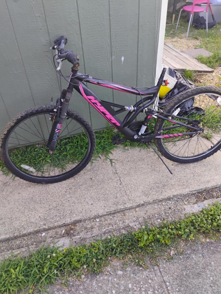 26inch Bike Need Peddle And Seat