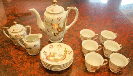 17-piece Vintage Hand Painted Dragonware Sunray China Kutani Japan