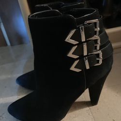 Dolce Vita Black Suede Boots with Metal Buckles - Size 6.5