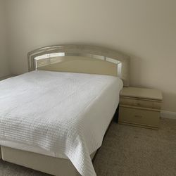 Beige King Size Bedroom Furniture Set