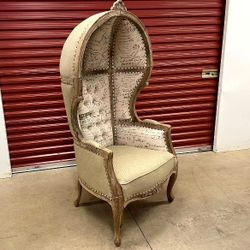 French Balloon Chair Linen
Upholstered Oak Accent Chair Beige