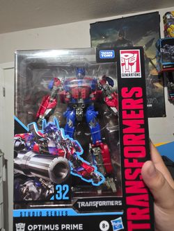 FOR TRADE* studio series 32 Optimus prime