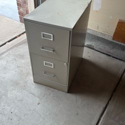 Metal Filing Cabinet (Tan)