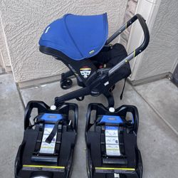 Doona Car seat/Stroller & 2 Bases