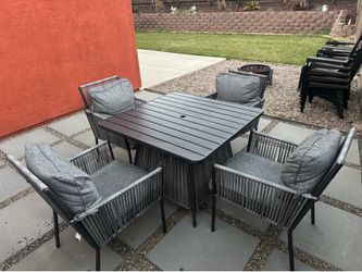 Outdoor table